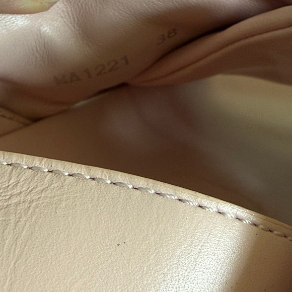 Louis Vuitton Lambskin Monogram Embossed Paseo Flat Comfort Sandals | NWOT | 38 - Picture 7 of 9